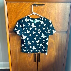 Wild fable EUC Butterfly baby tee- L